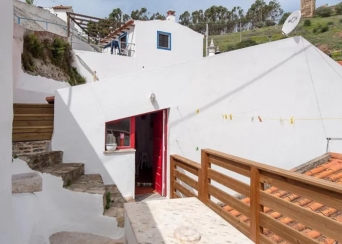 Hillside 2 Old Town Aljezur